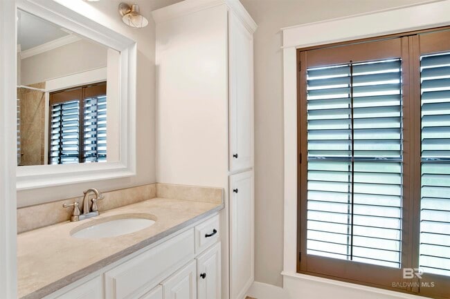 Building Photo - 7256 Atlanta Cir