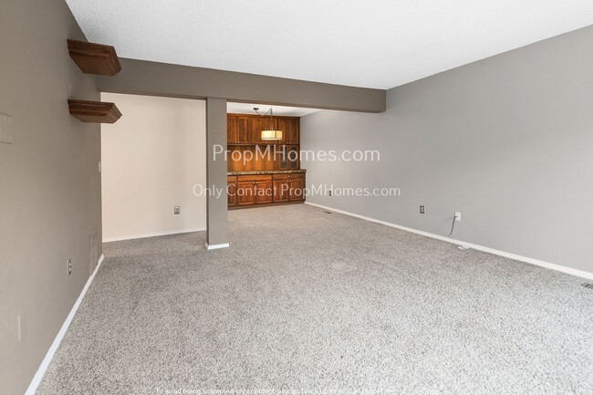 Building Photo - Charming One Bedroom, One Bath in South Po...