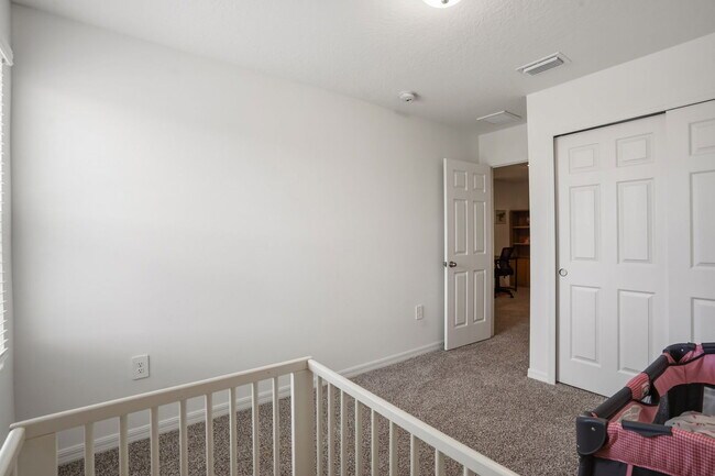 Building Photo - 16368 Happy Eagle Dr