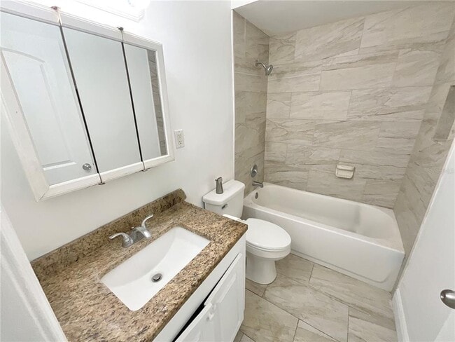 Building Photo - 2117 Calusa Trail