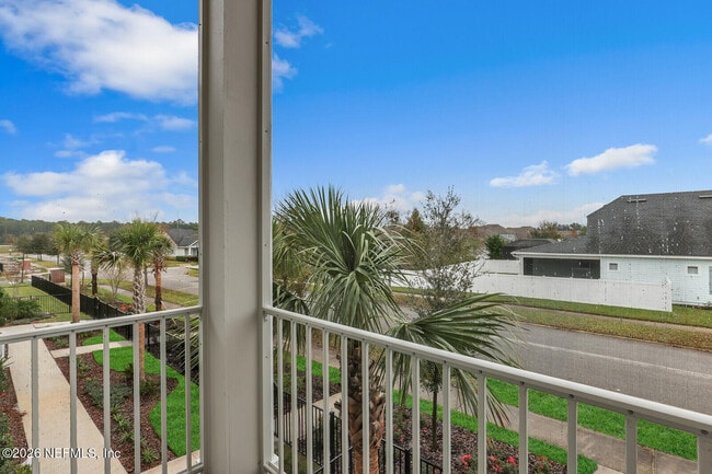 Building Photo - 459 Crestview Dr