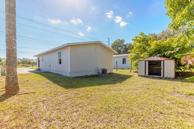 Building Photo - 608 Walker St