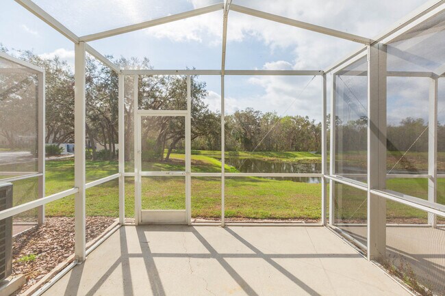 Screened in lanai - 5808 Fishhawk Ridge Dr