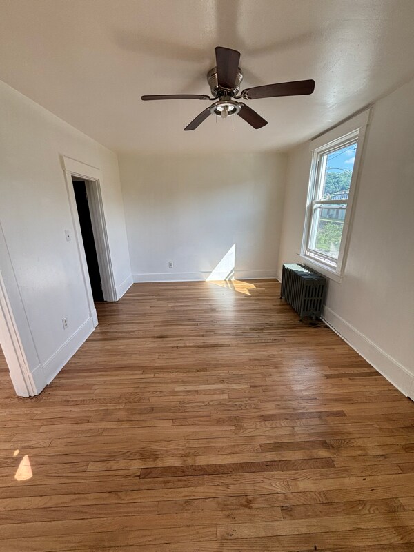 Building Photo - 702 Airbrake Ave