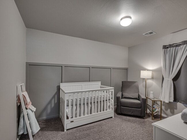 Building Photo - 313 Foxtrot Ter