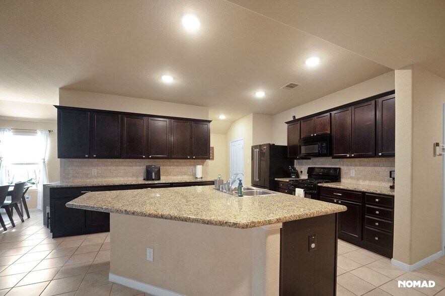 Building Photo - 28706 Innes Park Pl