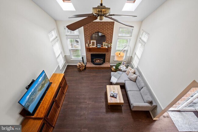 Building Photo - 46568 Hampshire Station Dr