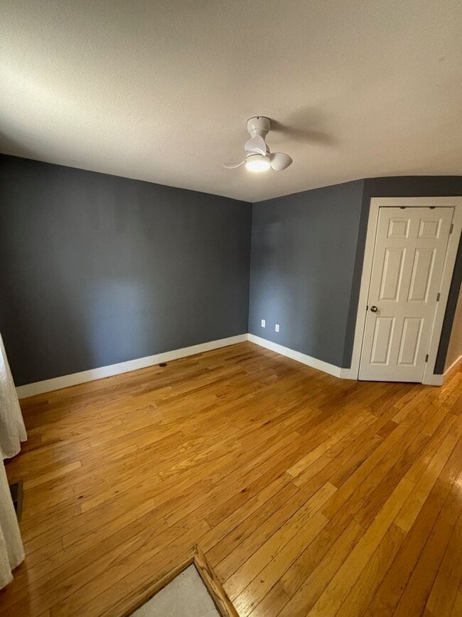 Building Photo - Updated 1 Bed/1 Bath Duplex in Lohi