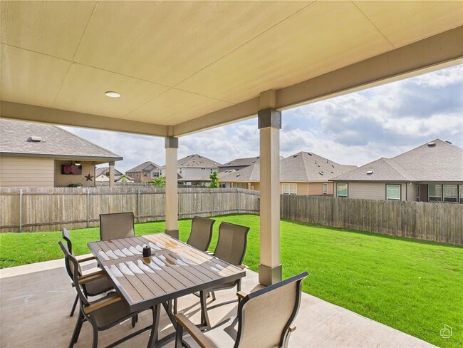 Building Photo - 8107 Philbrook Dr