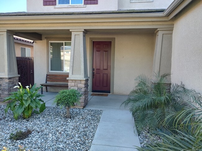 Building Photo - 5421 Carrotwood Ave