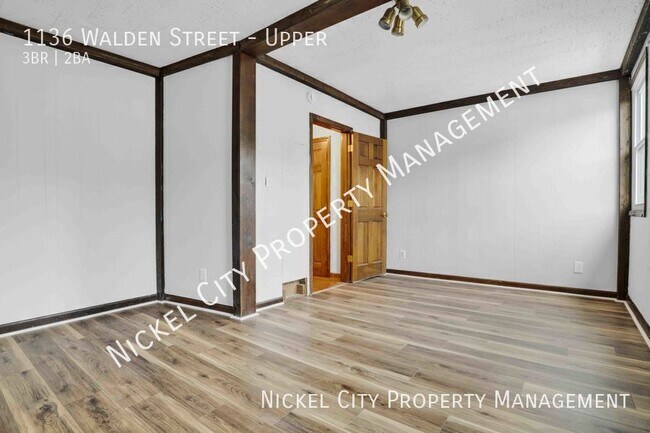 Building Photo - 1136 Walden Ave
