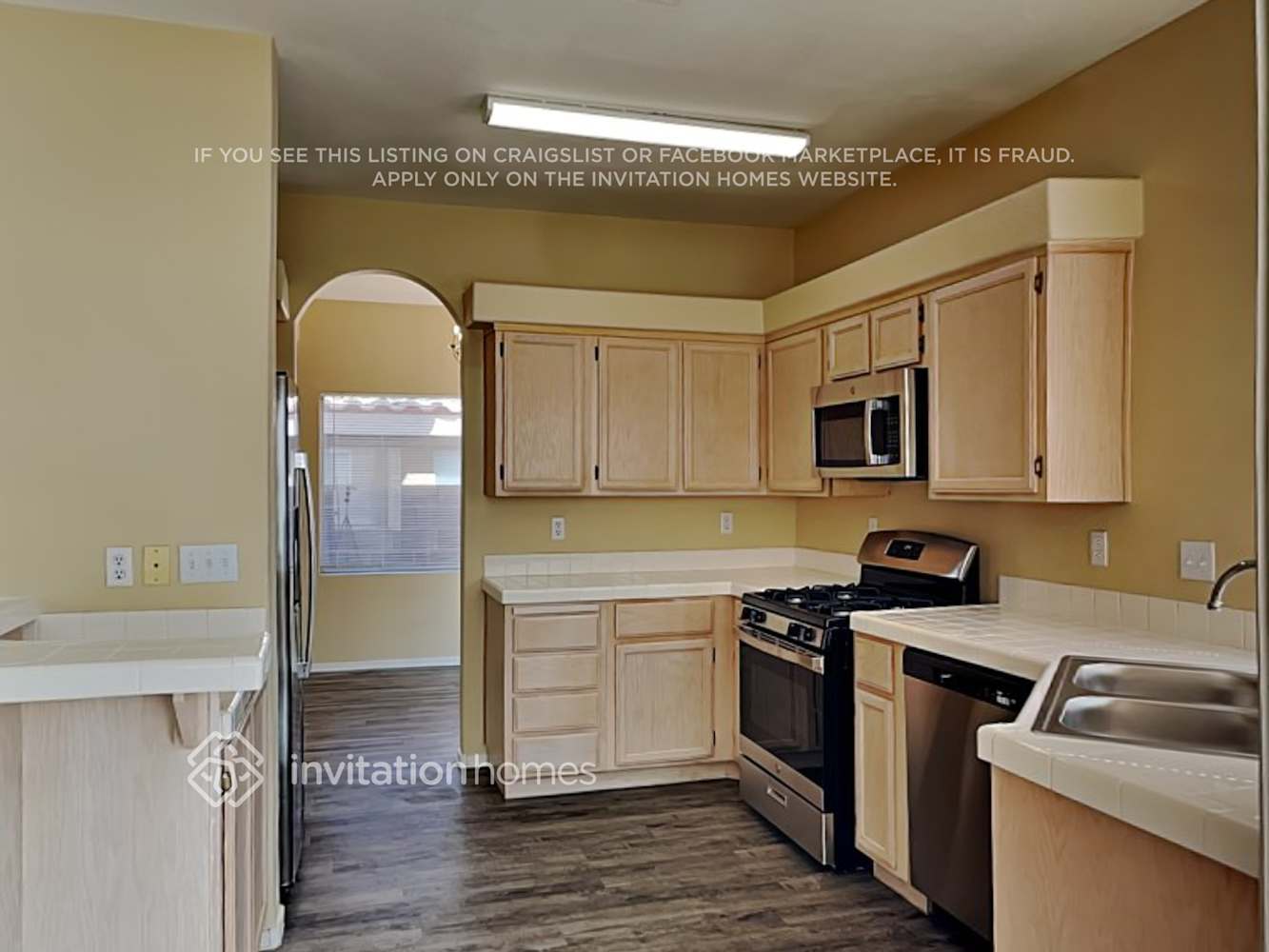 Building Photo - 2537 Parker James Ave