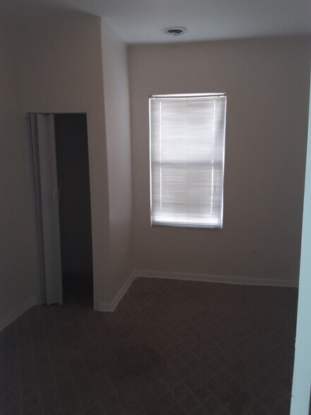 Bedroom - 2020 Fairfield Ave