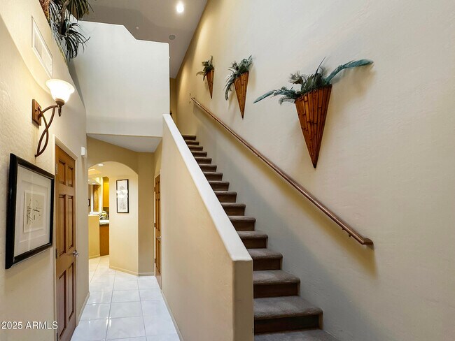 Building Photo - 13600 N Fountain Hills Blvd