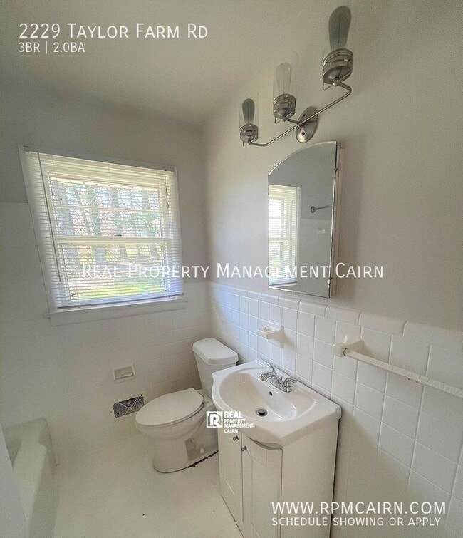 Building Photo - 2229 Taylor Farm Rd