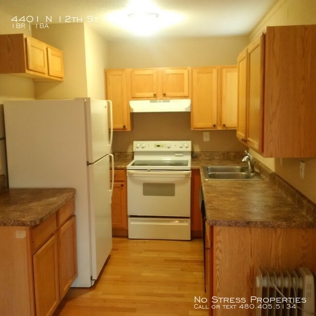 Building Photo - 1 Bed Condo off 12th St and Indian School!