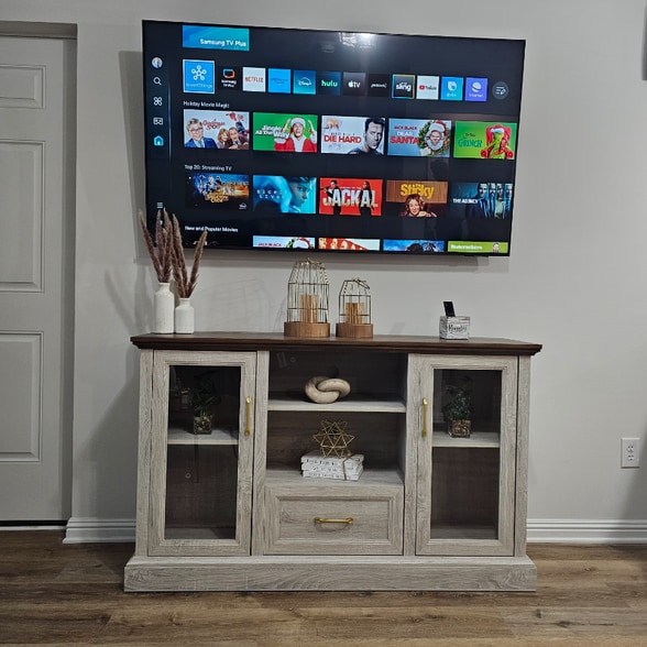 Building Photo - 822 S Kilbourne Rd