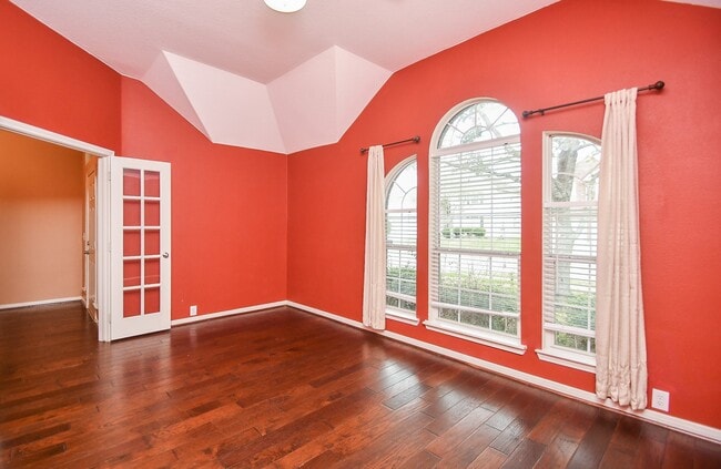 Building Photo - 9004 Sunrise Trail