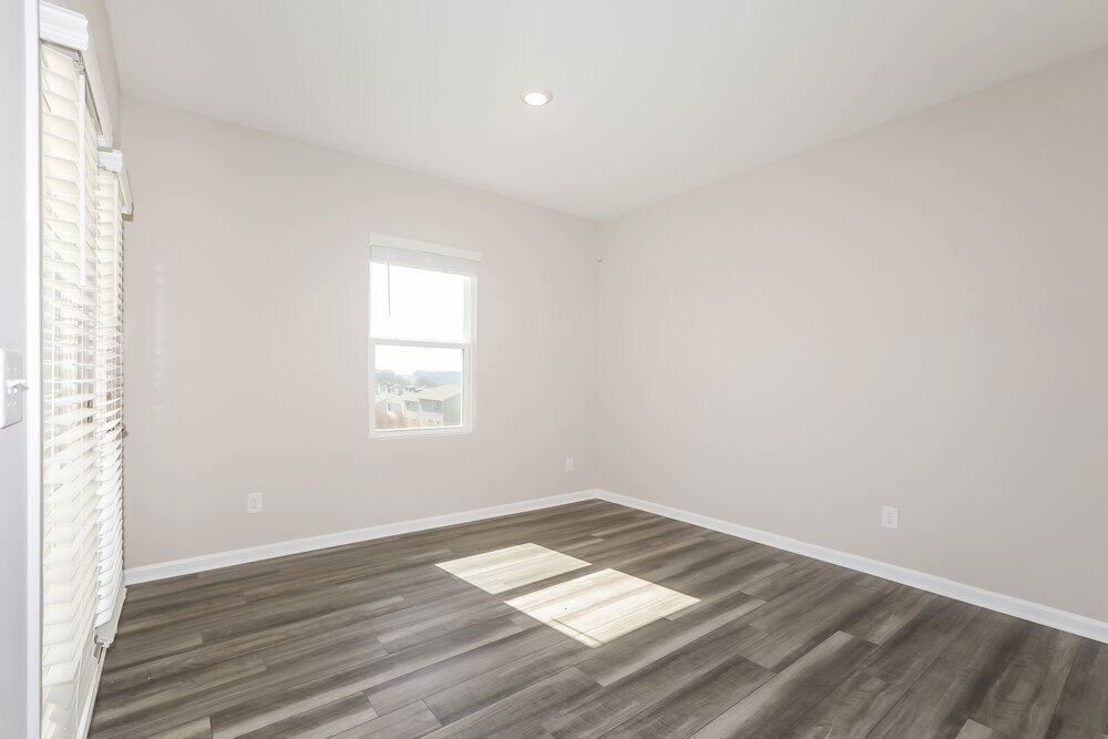 Building Photo - 39 Hyde Park