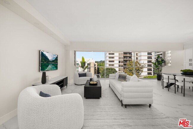 Building Photo - 10450 Wilshire Blvd