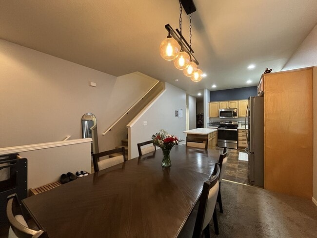 Building Photo - Modern 2 Bedroom + Bonus Room Townhome Near Nike with Dual En Suites, Balcony & Attached Garage