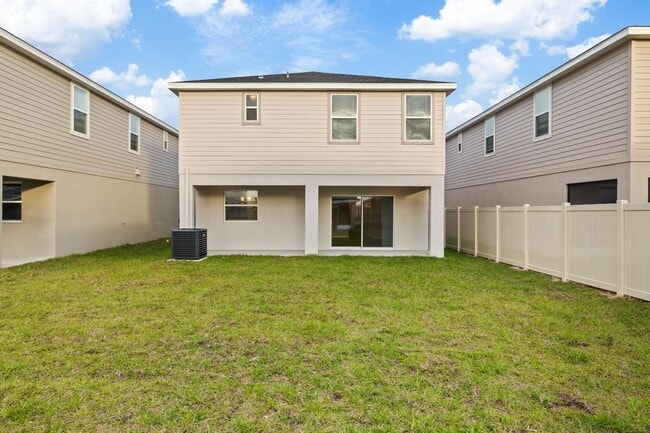 Building Photo - Newer Construction! 4 Beds/2.5 Baths!