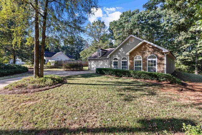 Building Photo - 129 Moudy Ln
