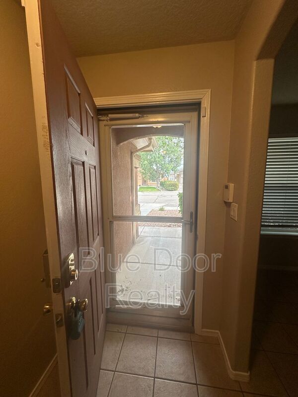 Building Photo - 8023 Sierra Altos Pl NW