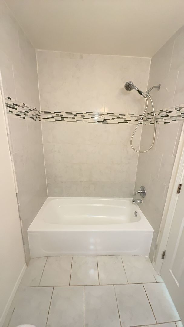 Building Photo - Welcome to your newly remodeled 3bed/2bath...