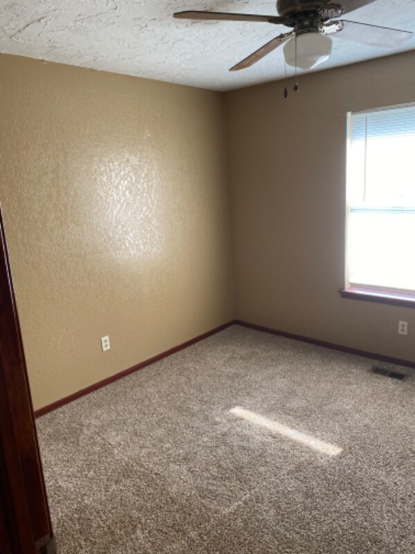 Building Photo - 7505 Cecilia Pl