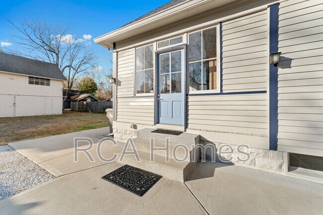 Building Photo - 6116 Guilford Ave