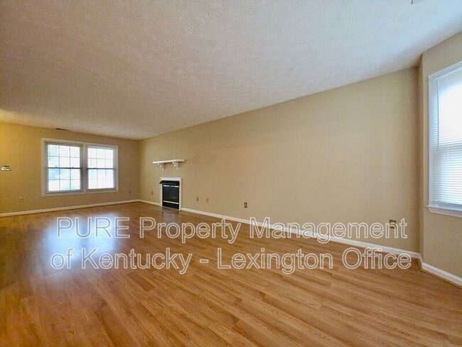 Building Photo - 1863 Timber Creek Dr