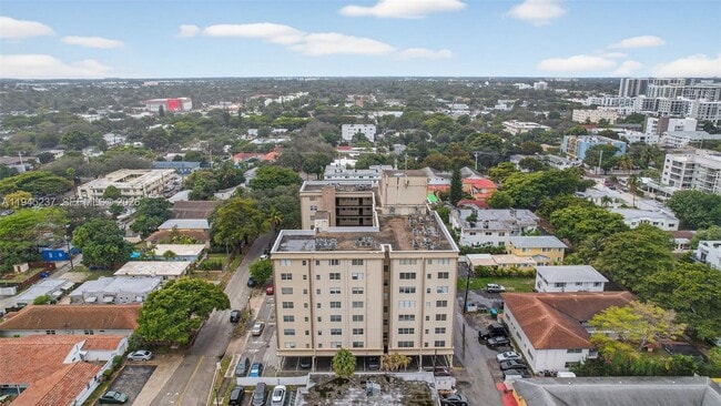 Building Photo - 1811 Jefferson St
