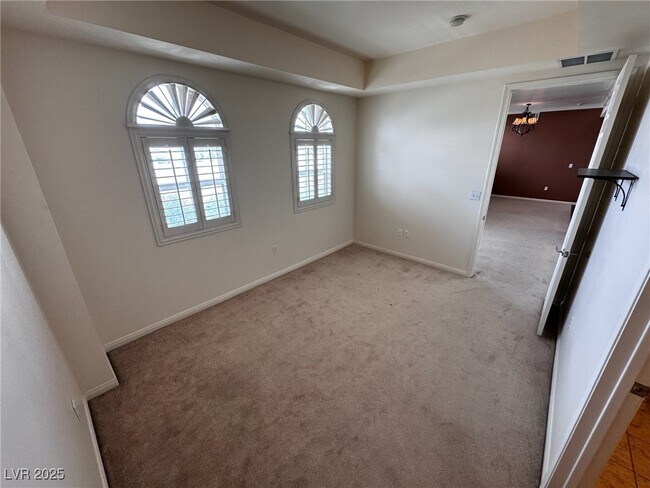 Building Photo - 2405 W Serene Ave