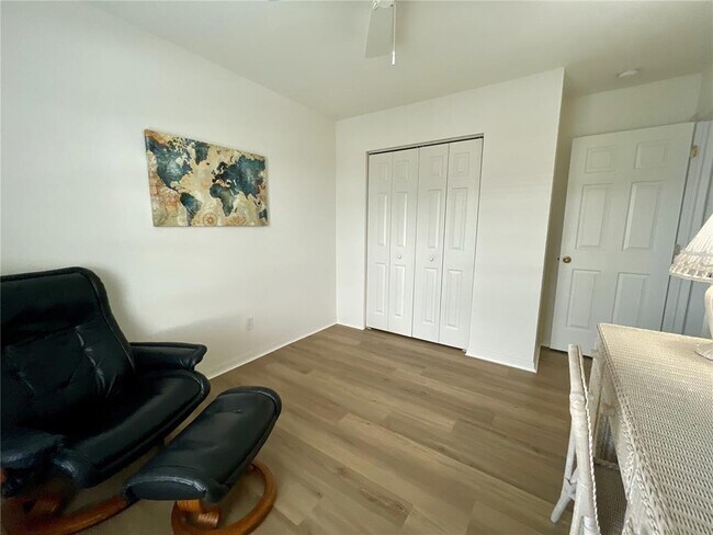 Building Photo - 5800 Sabal Trace Dr