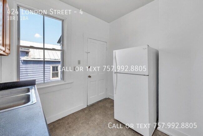 Building Photo - 424 London St