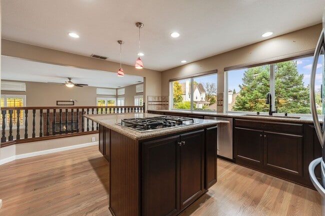 Building Photo - Stunning Folsom Split-Level Home with Pool & 3-Car Garage in Quiet Cul-De-Sac