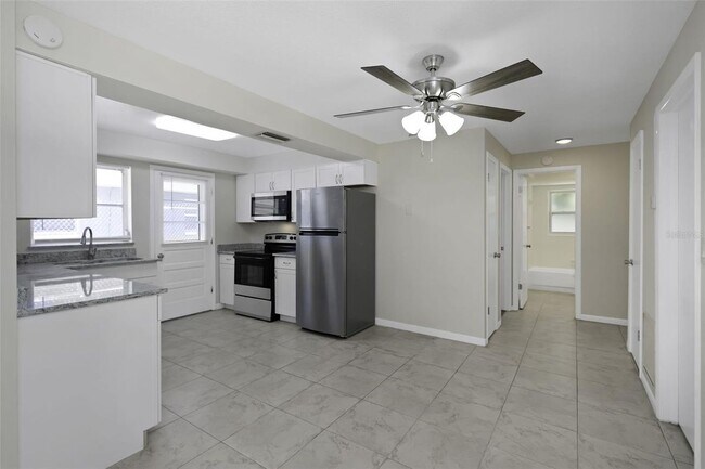 Building Photo - 1230 Amble Ln
