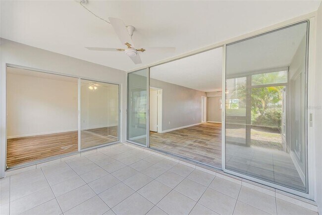 Building Photo - 10280 Imperial Point Dr W