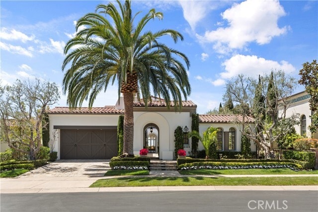 Primary Photo - 26 Cliffhouse Bluff