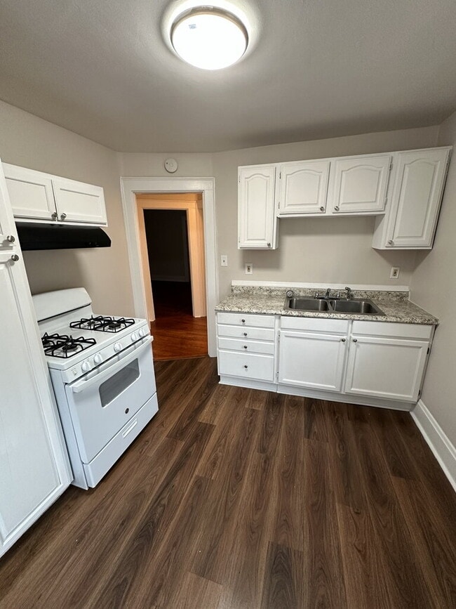 Building Photo - 5573 Attica Ave