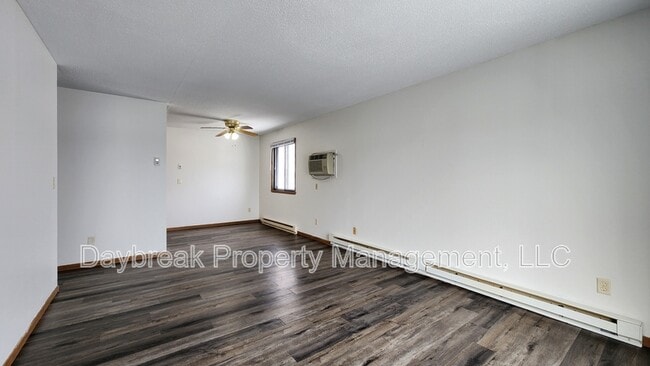 Building Photo - 2408 3rd Ave N