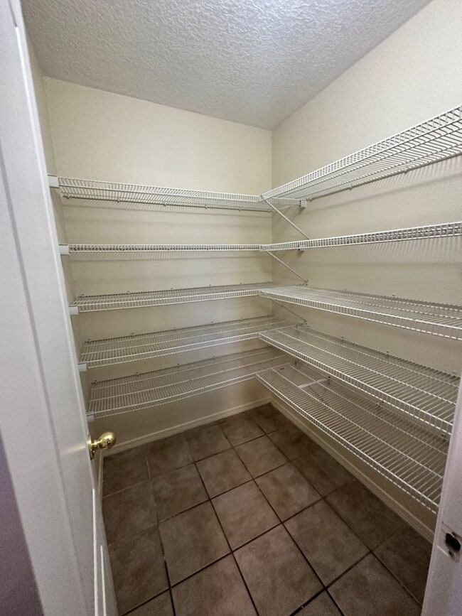 Building Photo - 760 Bear Grass Ct SW