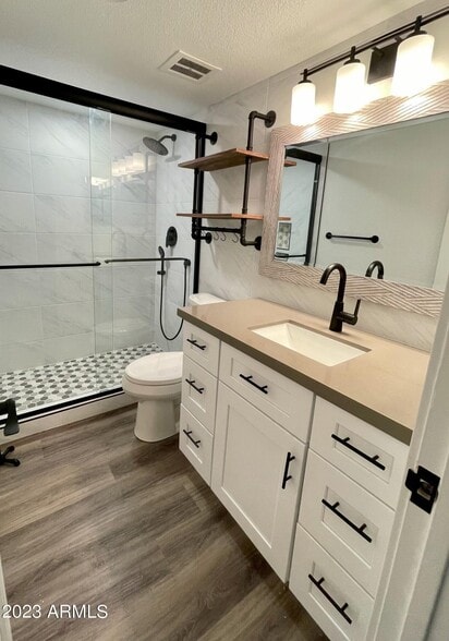 Building Photo - 7625 E Camelback Rd