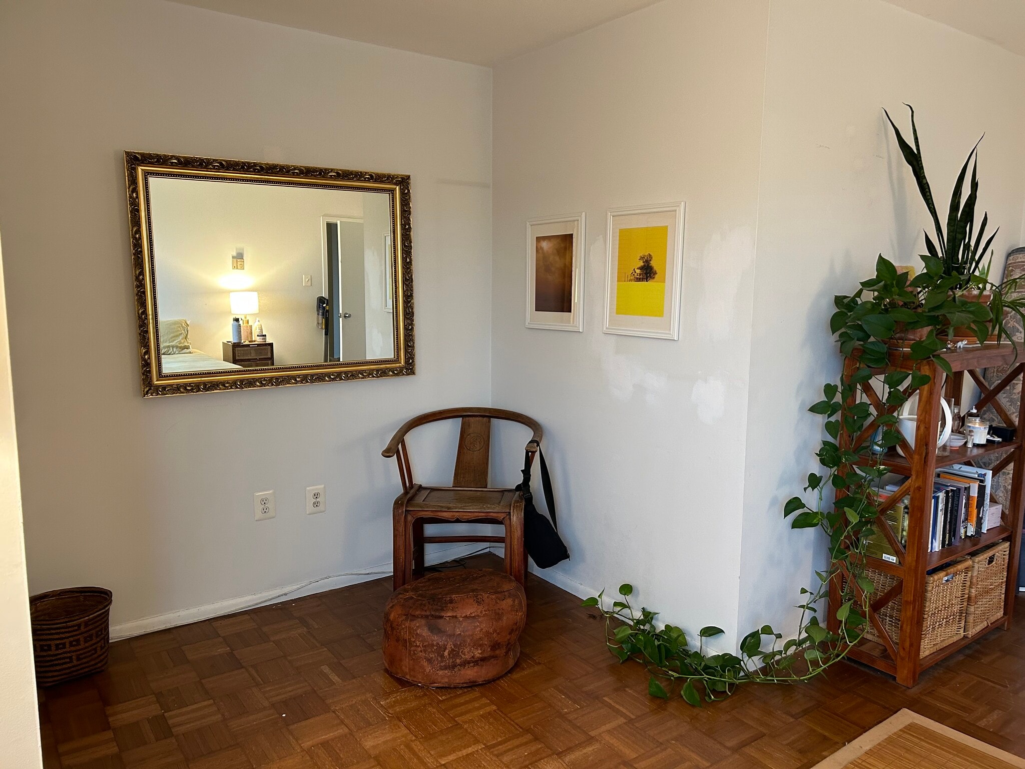 Bedroom 1 nook - 1 E University Pkwy