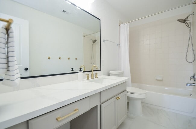 Building Photo - 8906 Hostler Dr