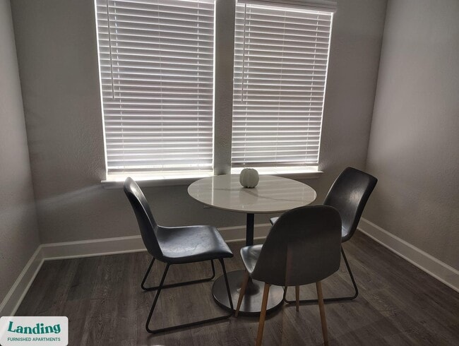 Building Photo - 120 NW 148th Terrace