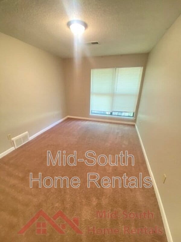Building Photo - 3162 High Meadow Dr