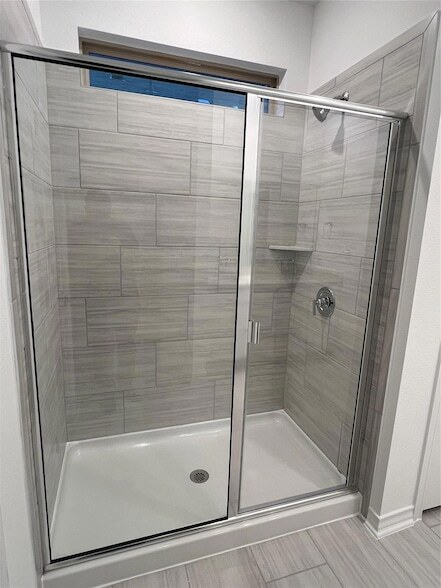 Building Photo - 497 Papaya Dr