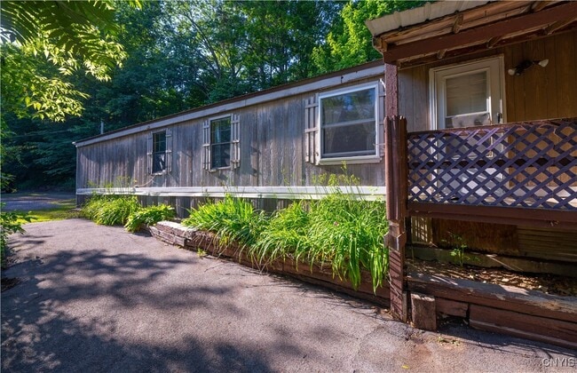 Building Photo - 2223 NY-5S